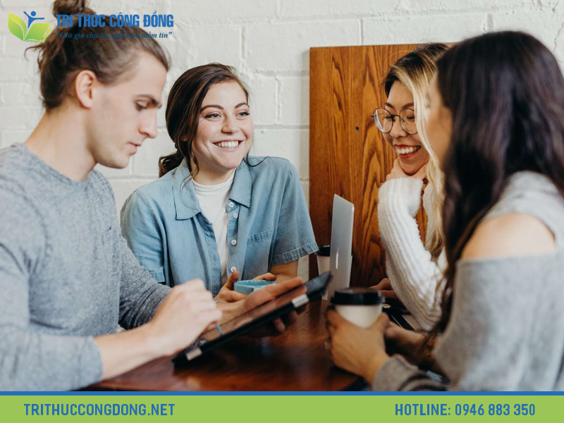 Tri Thức Cộng Đồng là một trong những đơn vị hàng đầu tại Việt Nam cung cấp dịch vụ viết thuê luận văn thạc sĩ